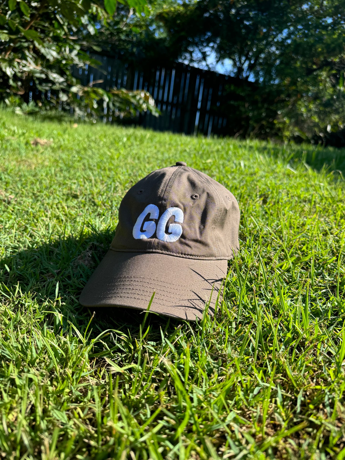 GG brown hat